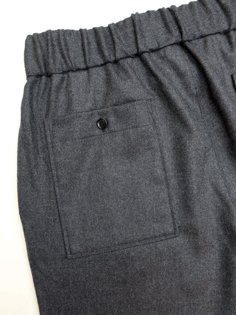 slim pants