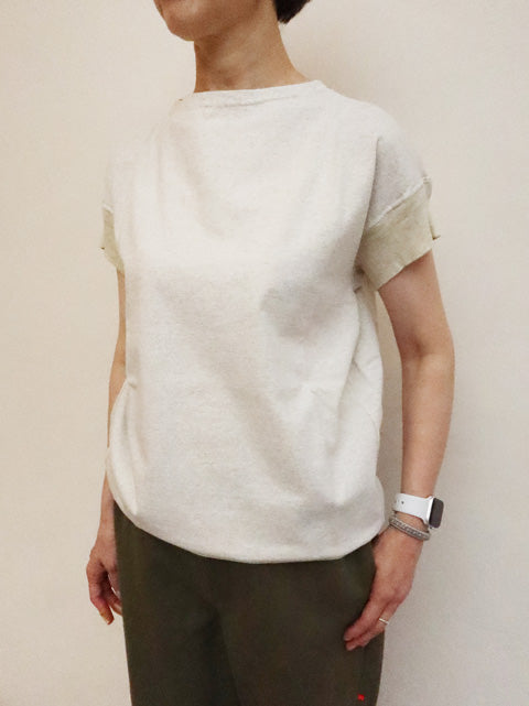 リブスリーブTEE