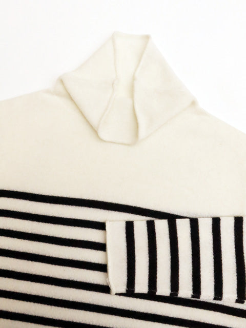 スコットランドカシミヤ<br>タートルネックプルオーバー