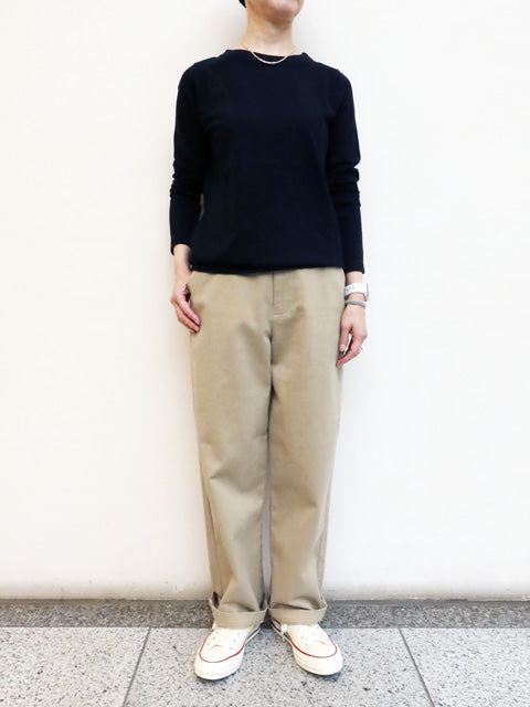 チノストレートパンツ