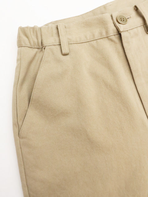 チノストレートパンツ