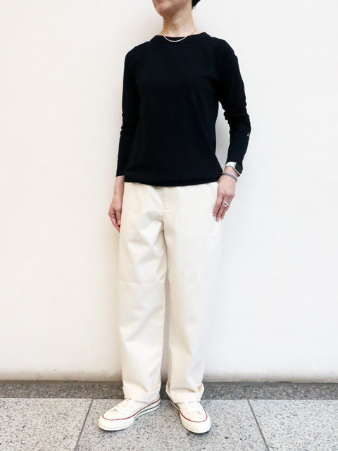 チノストレートパンツ