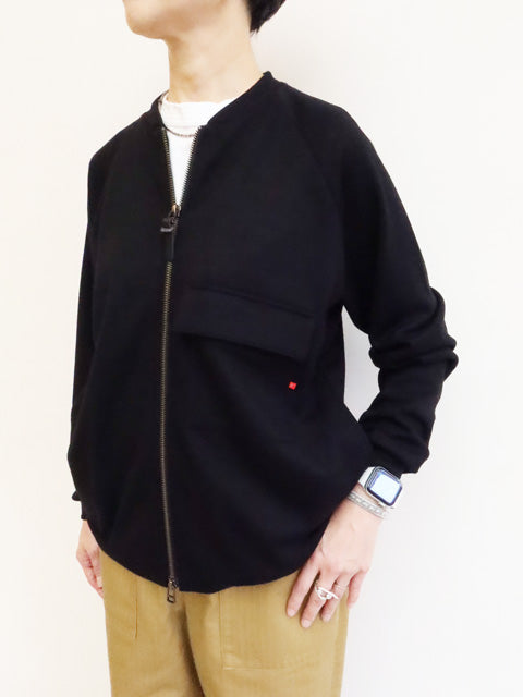 ジップアップブルゾン