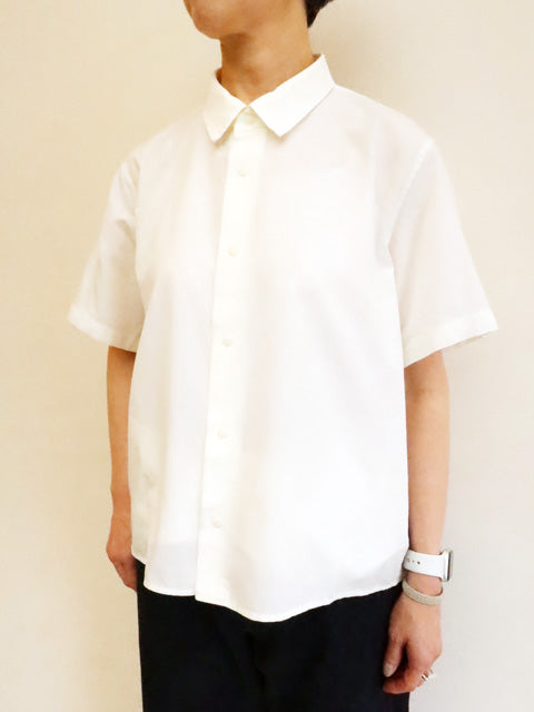 Comfort Shirt<br>Relaxed Short<br>Short Sleeve
