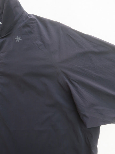 SHORT ZIP FLOATING<br>WIND SHELL JACKET