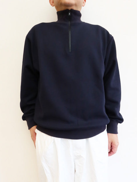 ハーフジッププルオーバー