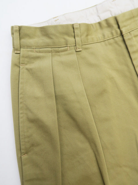 DOUBLE PLEAT CHINO PANTS