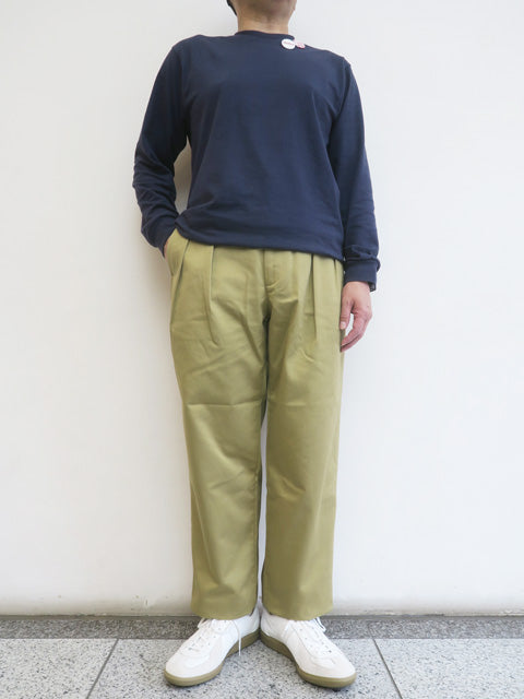 DOUBLE PLEAT CHINO PANTS