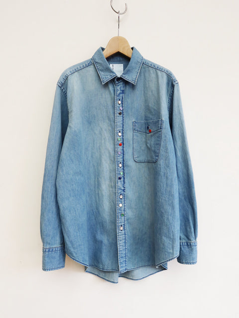 ハッピーボタンシャツ