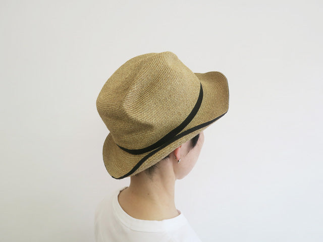 BOXED HAT<br>6.5cm brim